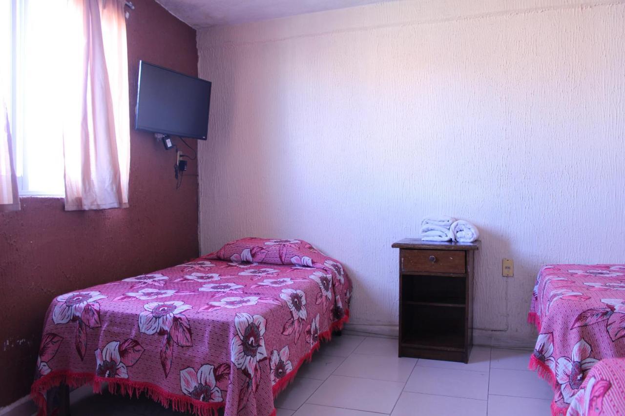 Hotel Plaza Aleman León Eksteriør bilde